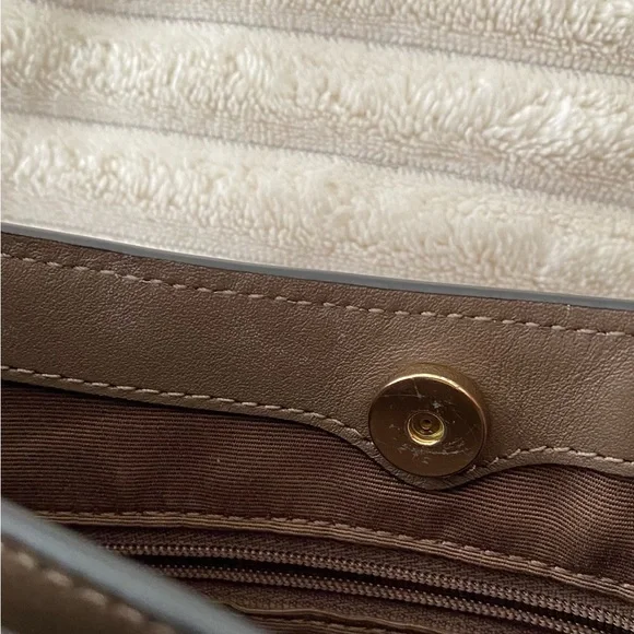 COACH PENELOPE SHOULDER BAG - Picture 9 of 12